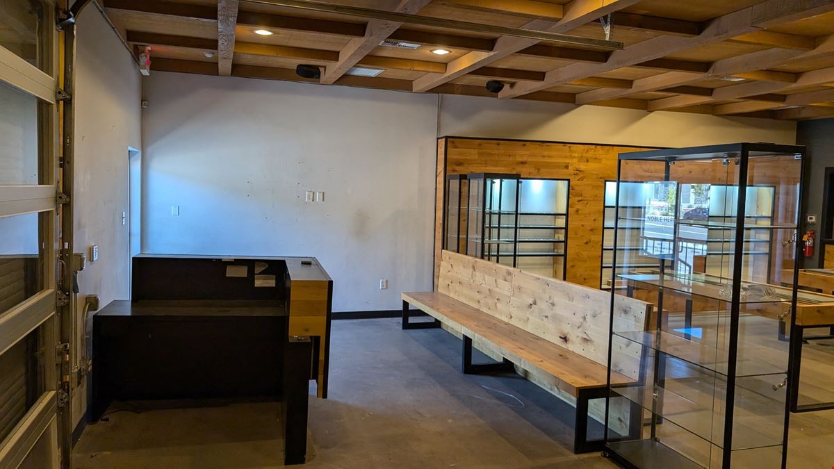 High Profile and Versatile Commercial Property