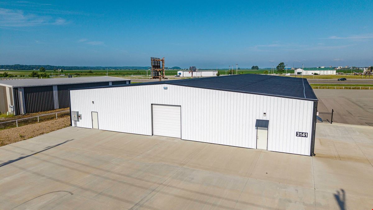 24,800 SF - 5 Paved Acres - Interstate 55