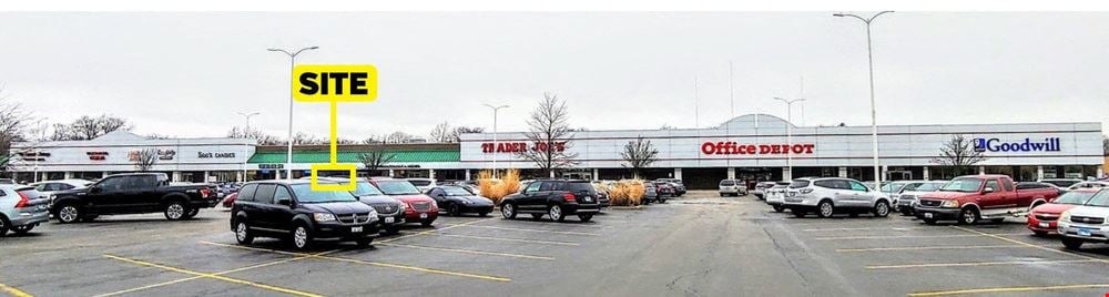 Downers Grove Plaza | In-line & Outparcel Opportunities