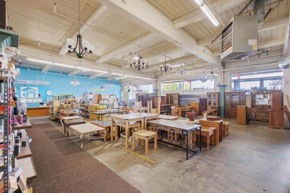12th St Retail Investment Opportunity