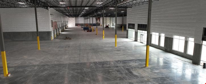 Industrial Building for Sale or Lease in Surprise