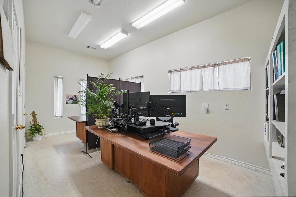 Office/Warehouse for Sale in Seagoville