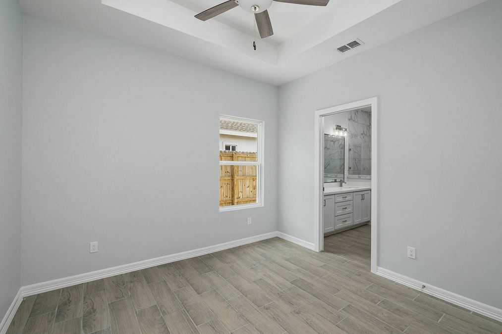 412 & 416 E. Acacia St., 