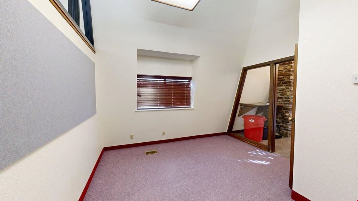 11 E Airport Rd