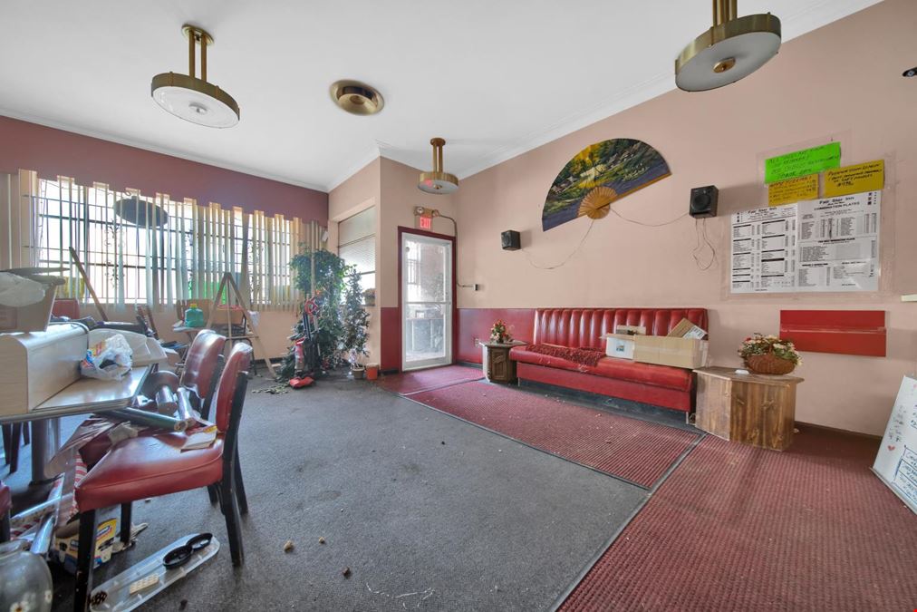 16209 E Warren Ave