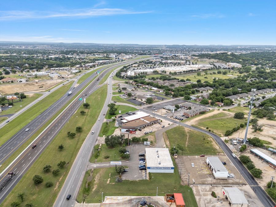 465 E Central Texas Expressway