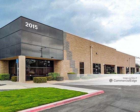 Preview of Industrial space for Rent at 2015 West Park Avenue