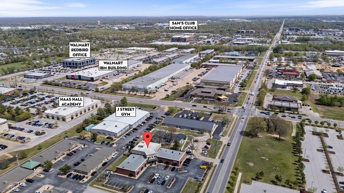 1001 SE 28th St Suites 3 & 9