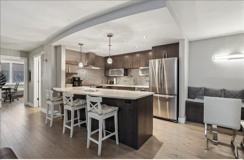 Chicago Airbnb / Development Opportunity