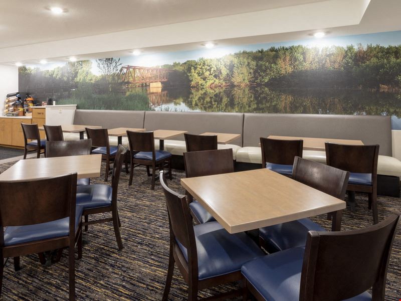 GrandStay Hotel