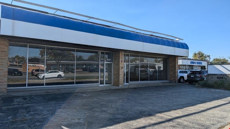 Preview of Retail space for Rent at 1229 Ogden Ave