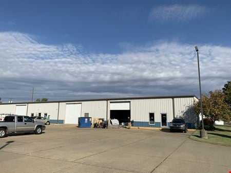Preview of Industrial space for Rent at 2510-2512 N. Cullen Ave