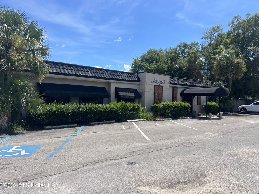195 N Porter Avenue, Biloxi, MS, 39530