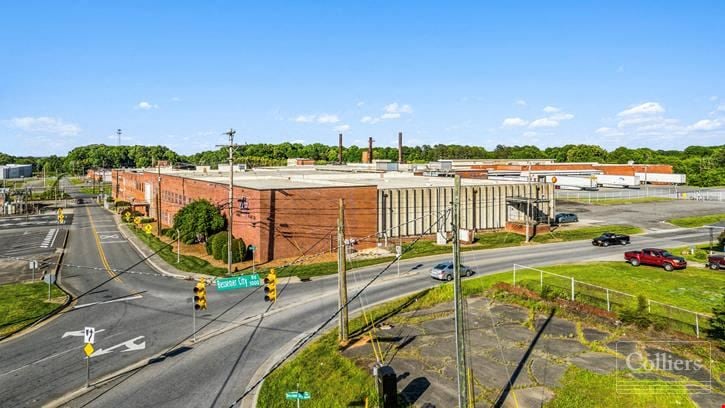 1002 Jenkins Road | Value-Add Industrial Asset | ±456,324 SF on 20.45 Acres with Expansion Land