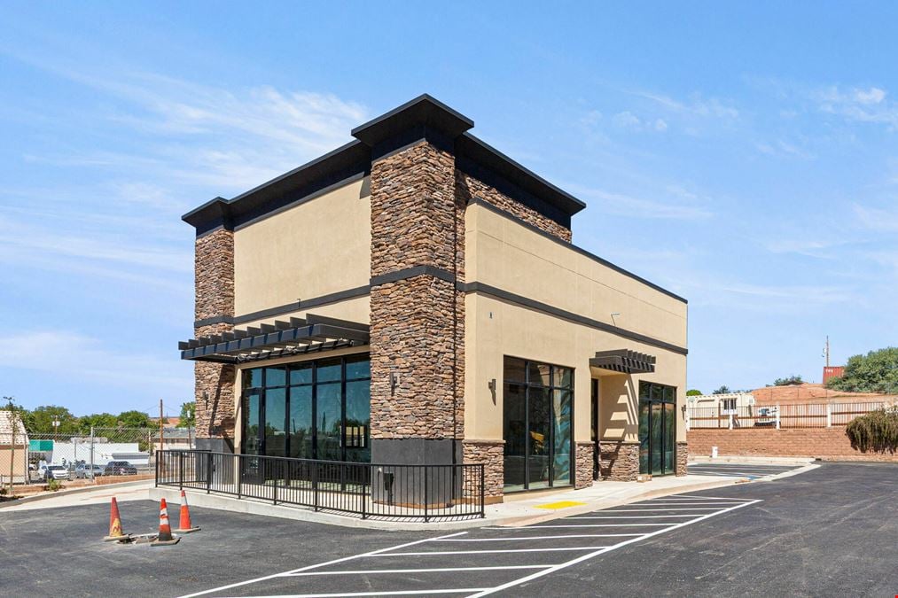 Retail Pad with Drive-Thru