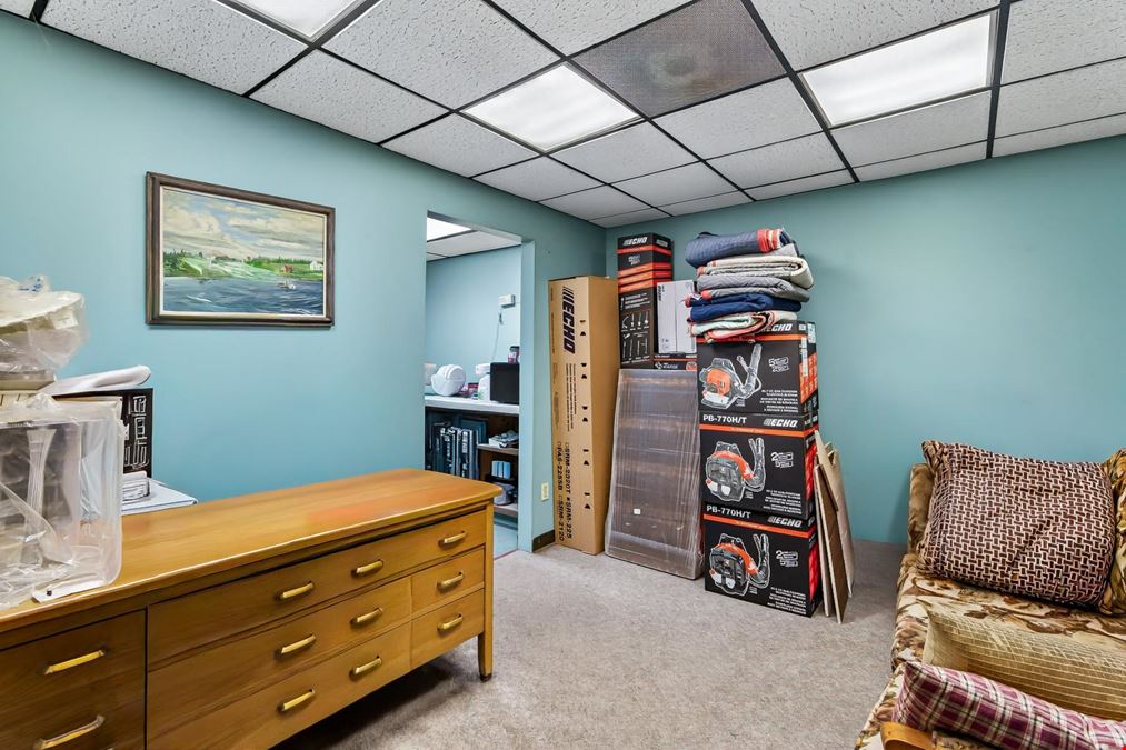 123 S Main St, Athol