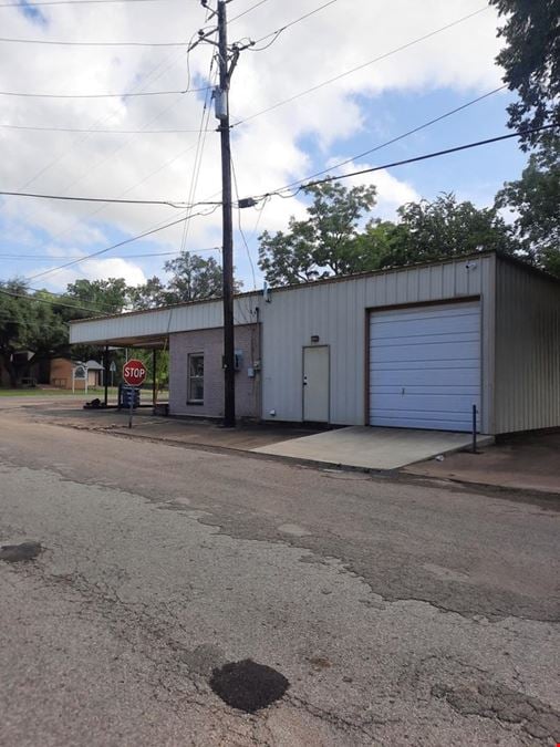 Commercial Building in Downtown Location