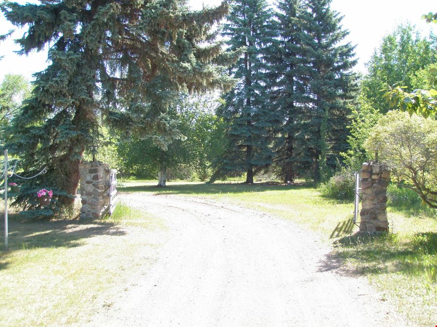 RESIDENTIAL CREEK FRONT SITE