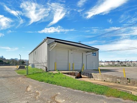 Preview of Industrial space for Rent at 2712 Southside Dr
