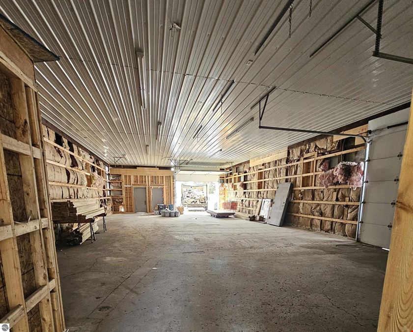 405 N Cedar St