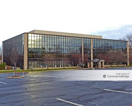 Woodbridge Corporate Plaza - Iselin