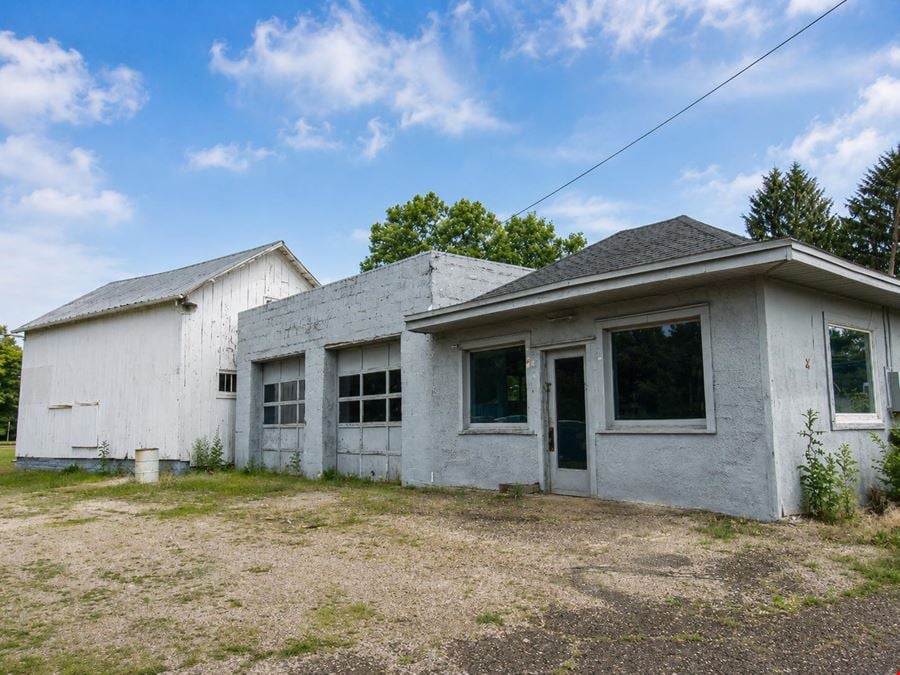 406 N Main St