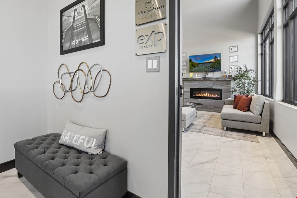 Parkway Plaza Professional Suites