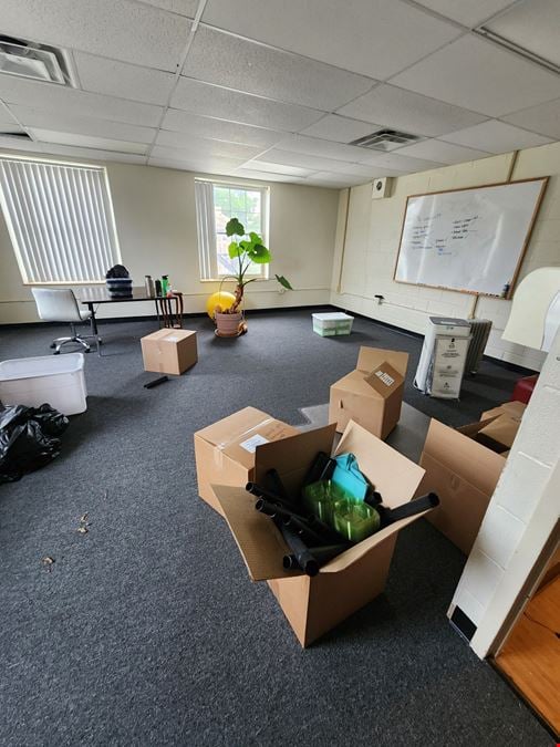 East Cottage at Gillis Campus | Flexible Program Space