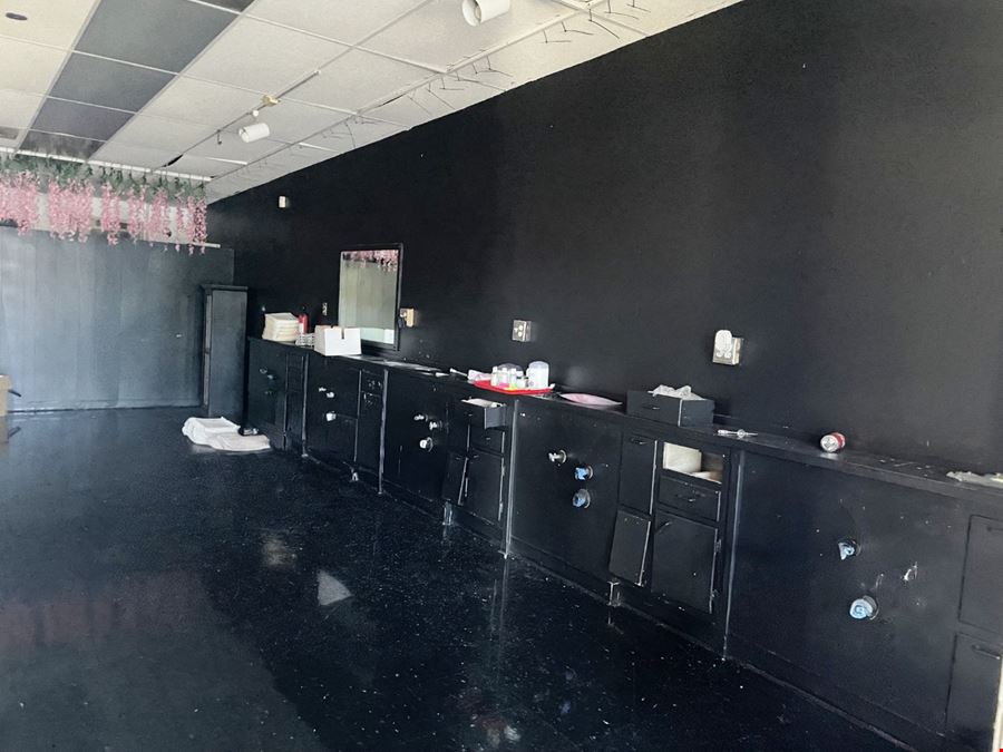Tallahassee Retail for Lease on S Magnolia Dr.