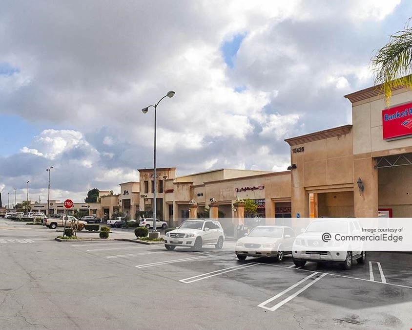 Midway Plaza Shopping Center