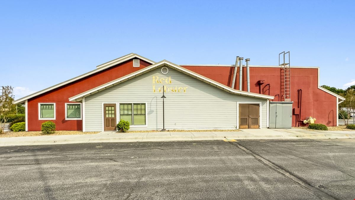 Former Red Lobster - Jacksonville, NC