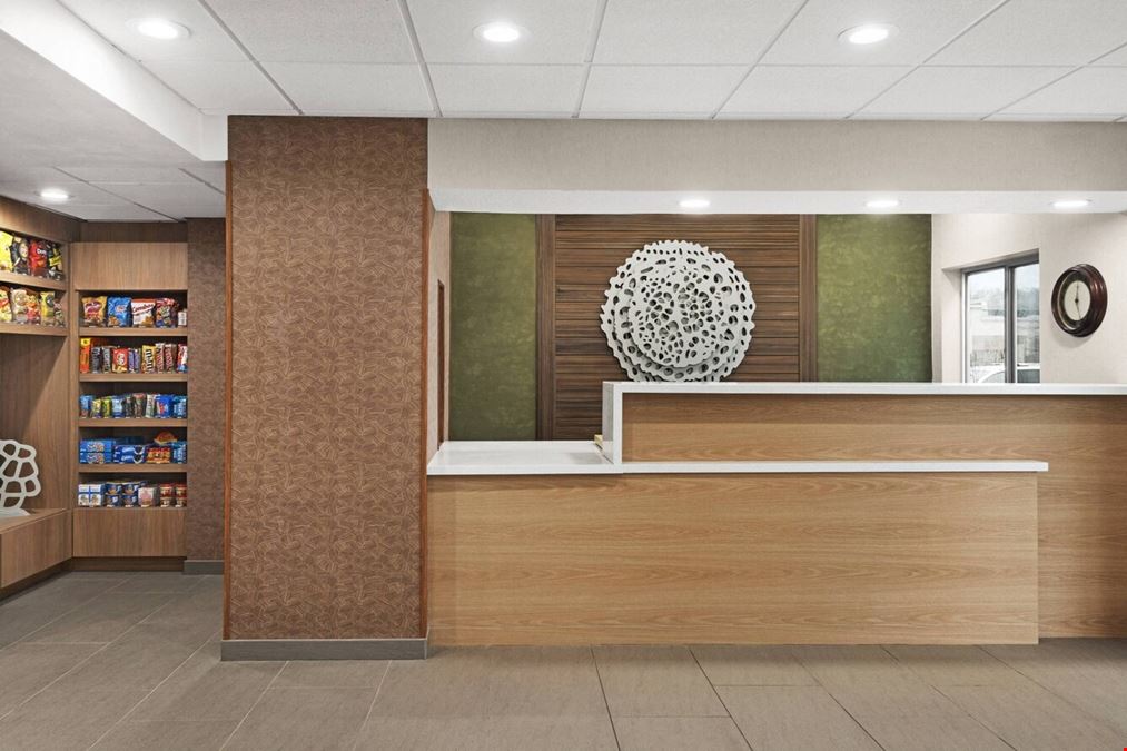 Institutional Seller | Fairfield Inn Warren Niles