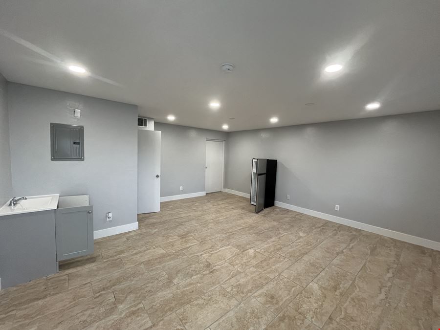 2700 Evans Ave