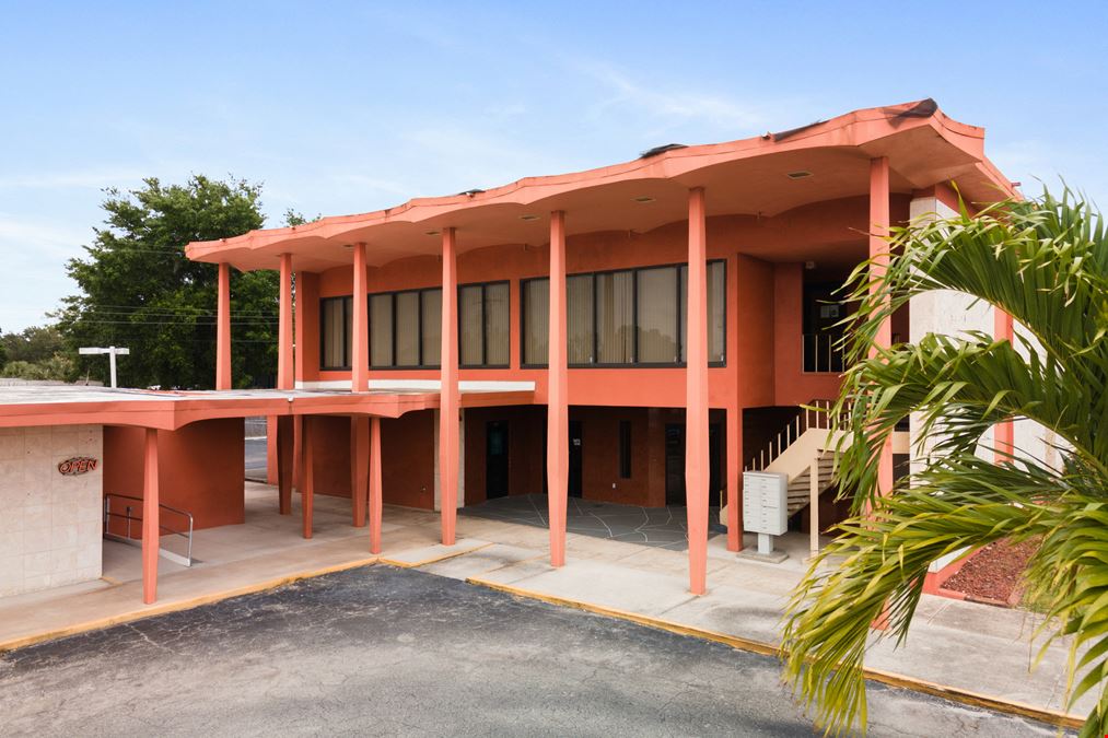 Silvestre Professional Center