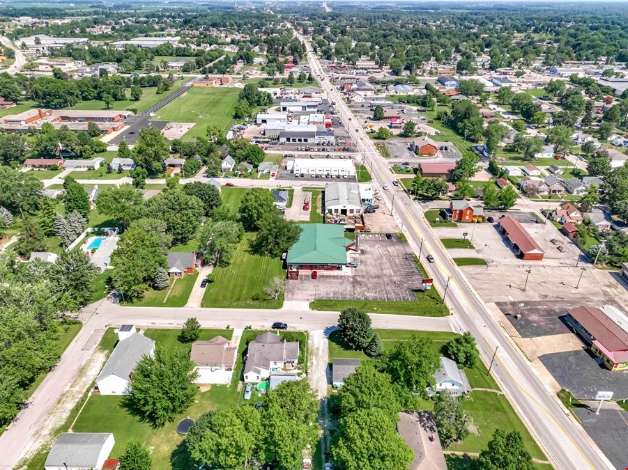1109 Wapakoneta Ave.