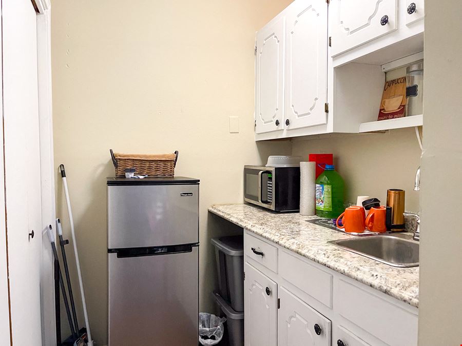 First Month Free – Recently Renovated Office Suites for lease on Summa Ave