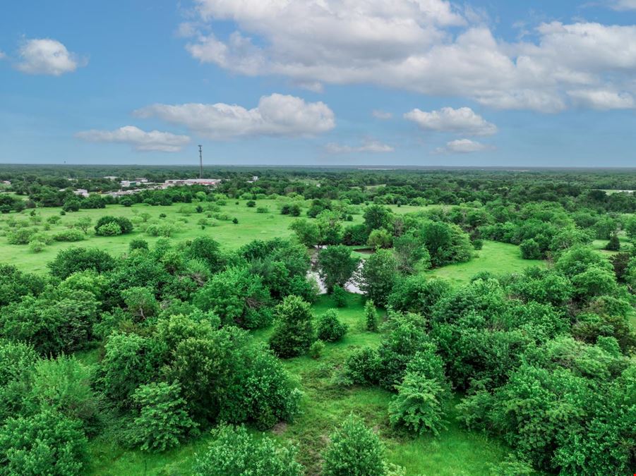 Ground Lease in Quinlan