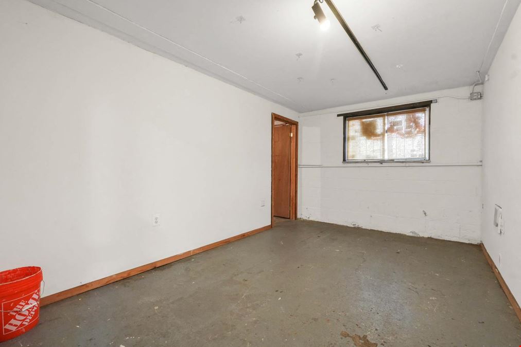 282 Scholes St