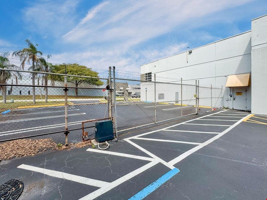 4790 NW 157th Street - 34,515 Sq. Ft.
