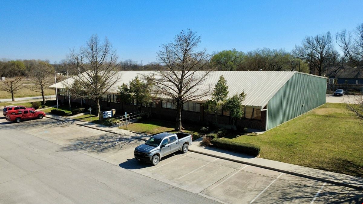 NNN Leased Office & Industrial Complex