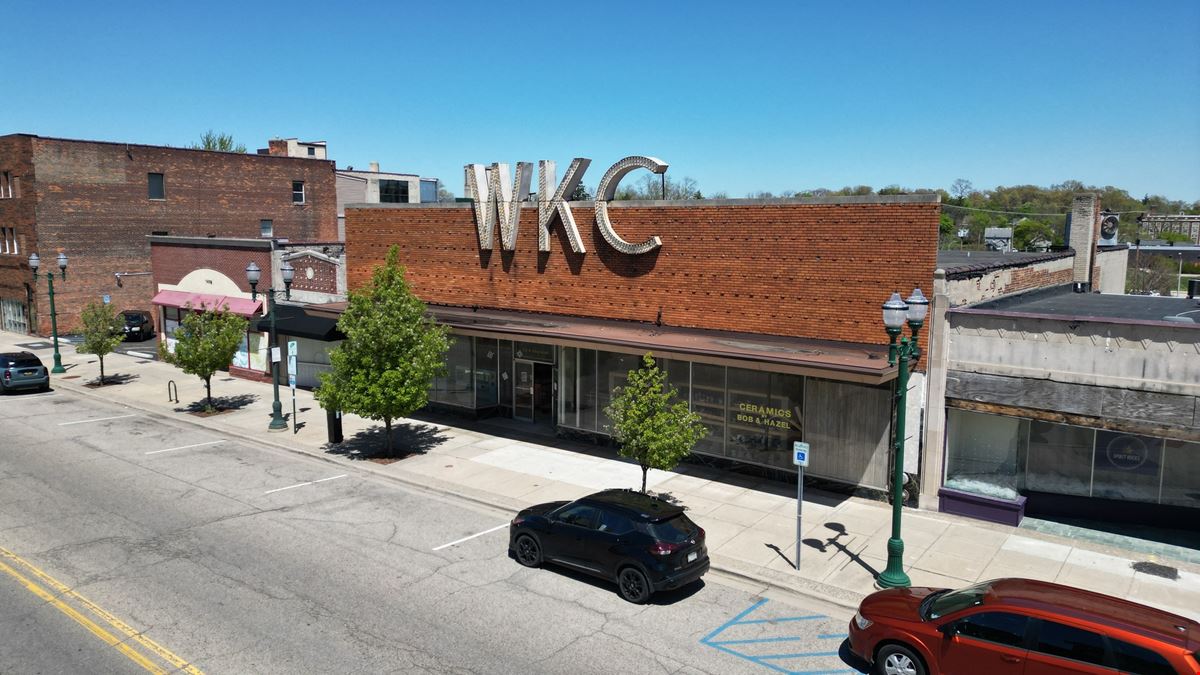 108 N Saginaw St