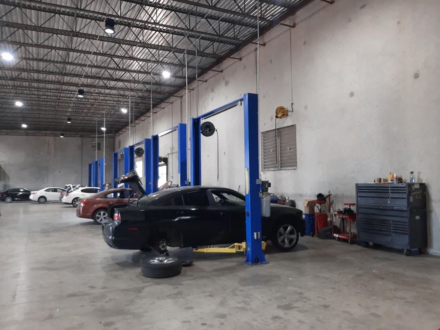 Industrial / Mix Use Industrial Space for Lease 12655 West Rd