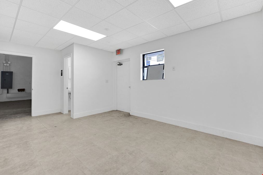 1670 W 33rd Pl - 8,000 SF