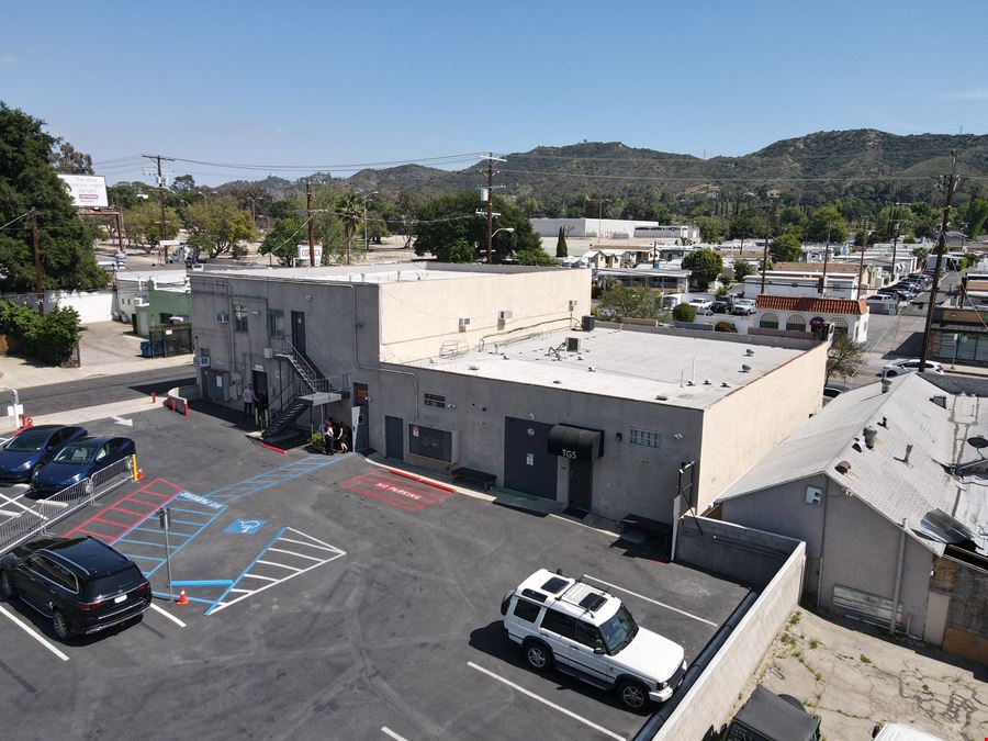 8115-8121 Foothill Blvd