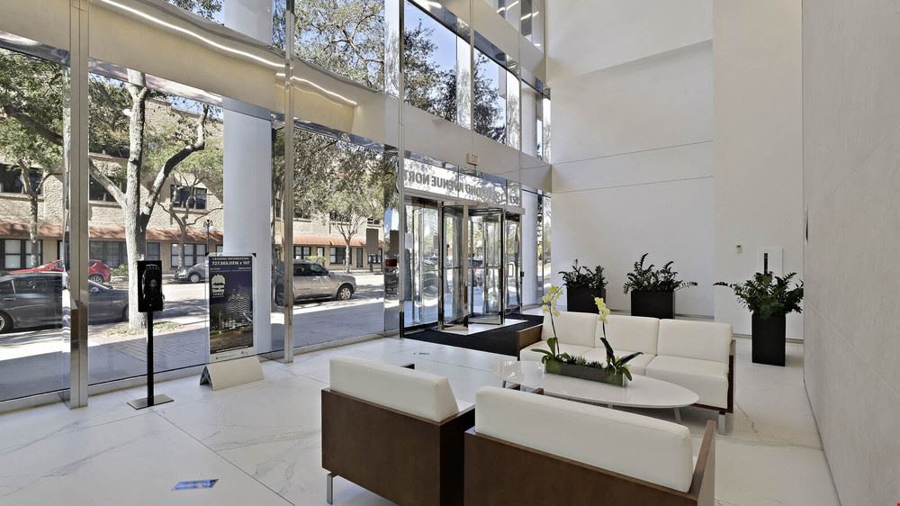 Plug and Play Sublease - Class A