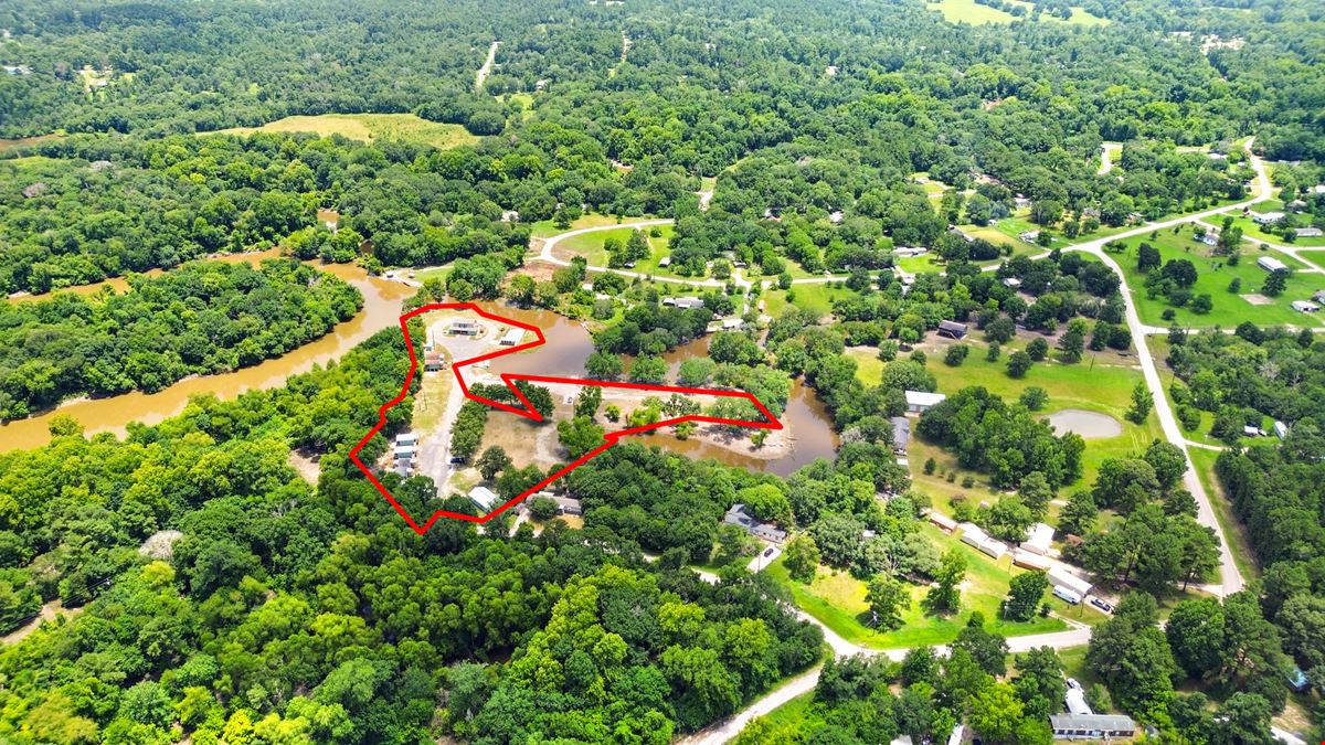 Turnkey Lakefront Recreational Property– Cabins, Sites & Endless Recreation