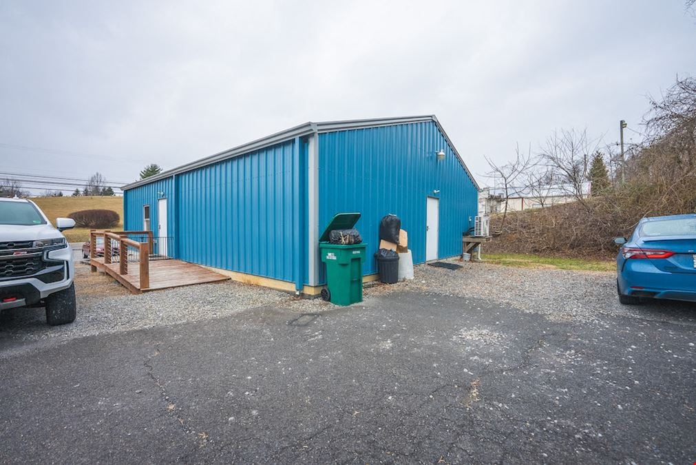 Commercial Building in Abingdon, VA for Sale