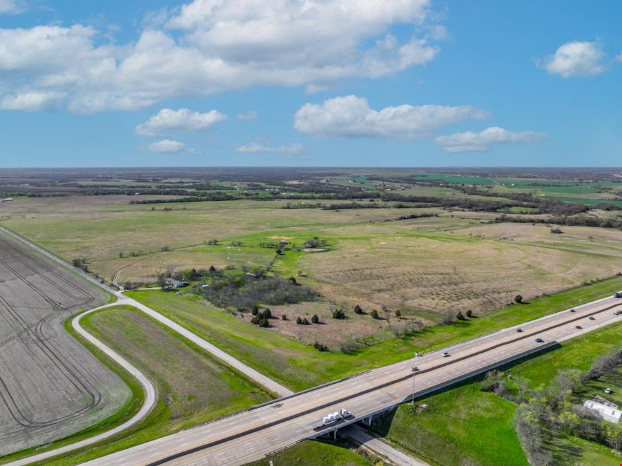 Land for Lease on I-35E