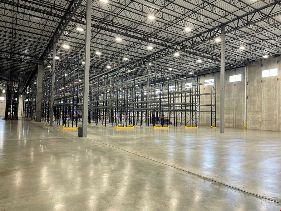 193,771 SF Warehouse Space Available