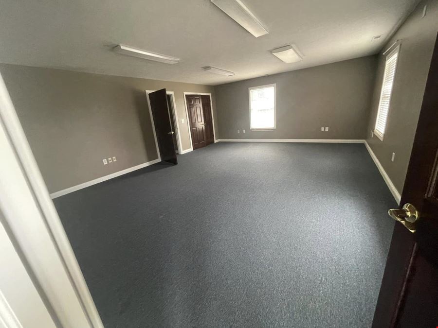 313 Western Blvd